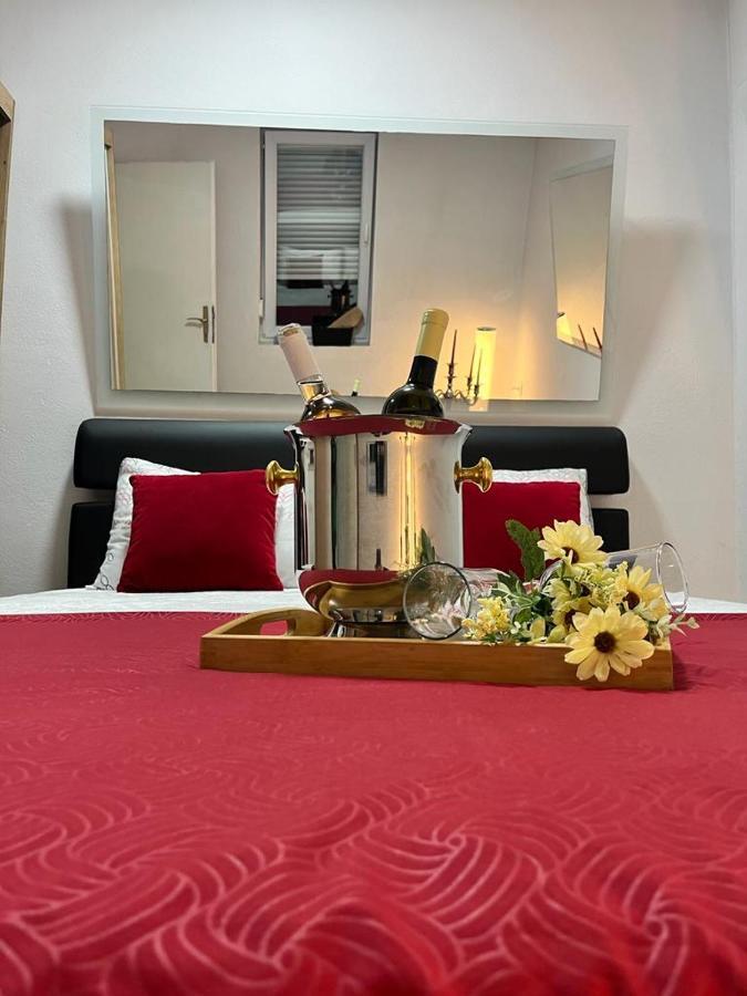Stan Na Dan Kozarska Dubica Appartement Bosanska Dubica Buitenkant foto